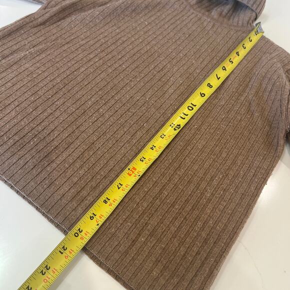 Vtg LL Bean 100% merino wool ribbed turtleneck sweater beige tan brown medium - Picture 5 of 9